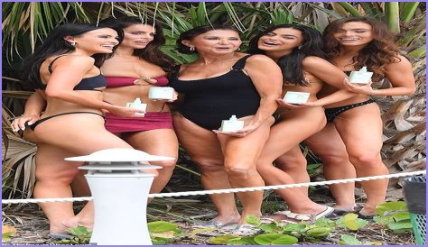 Brooks Nader reveals sculpted figure in a bikini with sisters for beach photo shoot in Miami