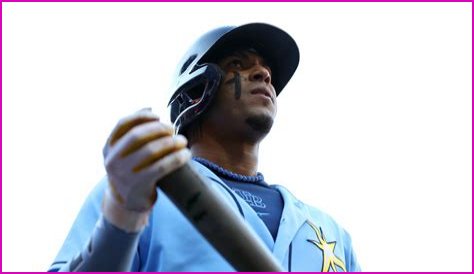 MLB Rising Star Wander Franco Cops New Mercedes, $20k Iced-Out Steering Wheel