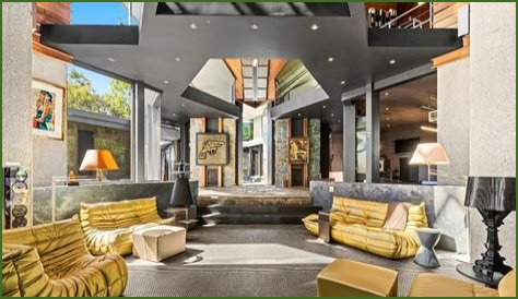 
                              Wilt Chamberlain's Famous Sex Room Mansion For Sale For $18.99 mil
                    
                          Wilt Chamberlain
                          Famous Sex Room Mansion For Sale
                          ... For $18.99 mil!!
                      
        
        
          
                          
                EXCLUSIVE
              
                        
              
                
                              
            
            
              
                
              
            
          

                      6/30/2018 12:25 AM PT
                  
      